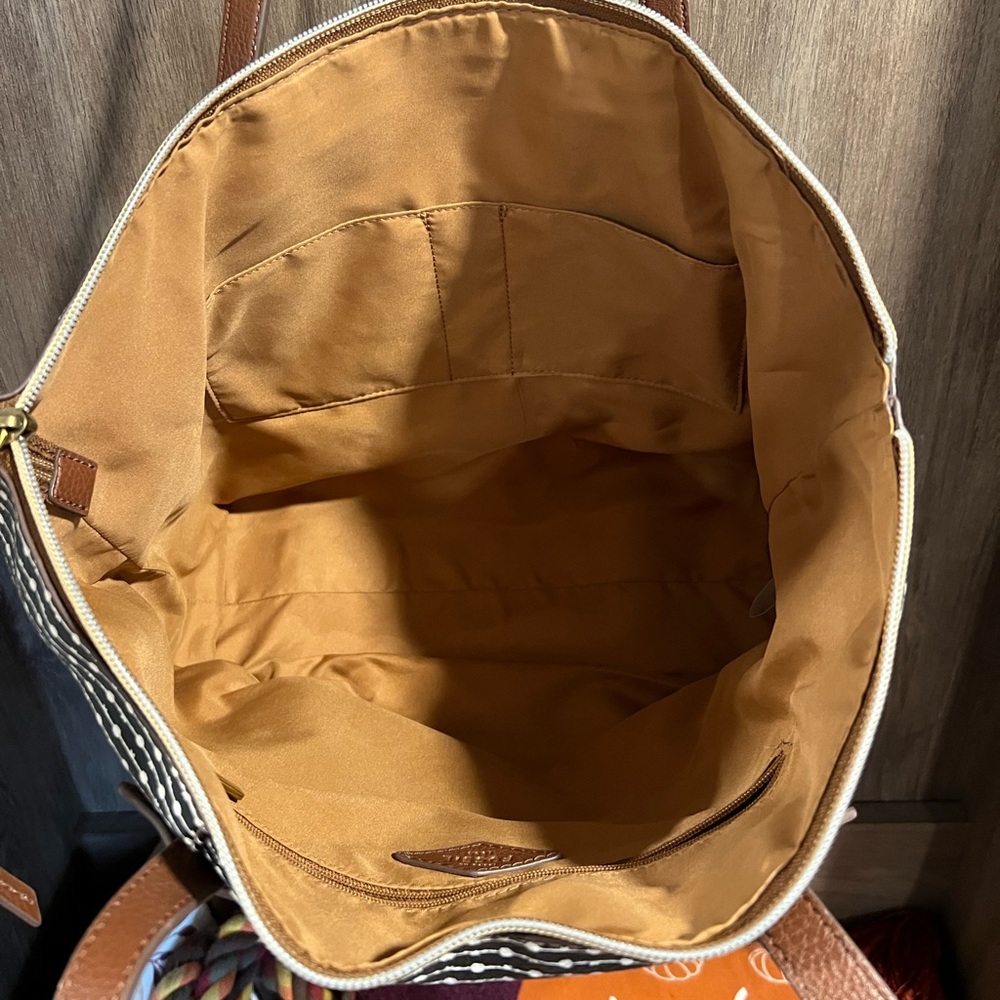 Fossil Felicity Tote In Black/White Key - image 6